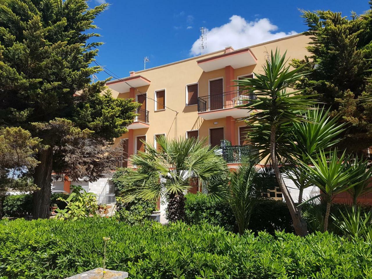 Affittacamere Lido Rivabella Gallipoli Buitenkant foto